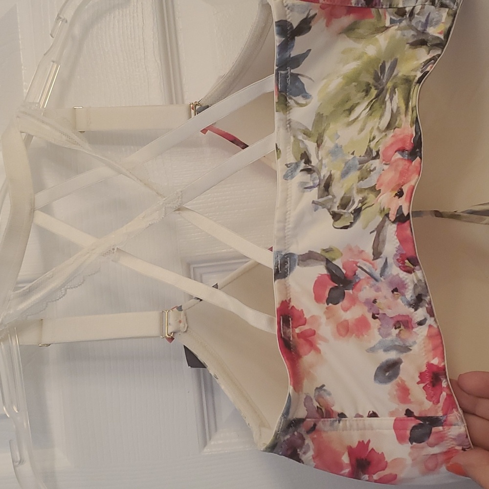 Bra - Picture 4 of 5